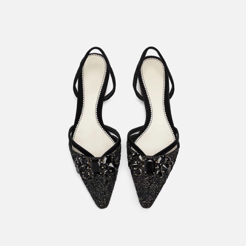 Dép sandal và  boots