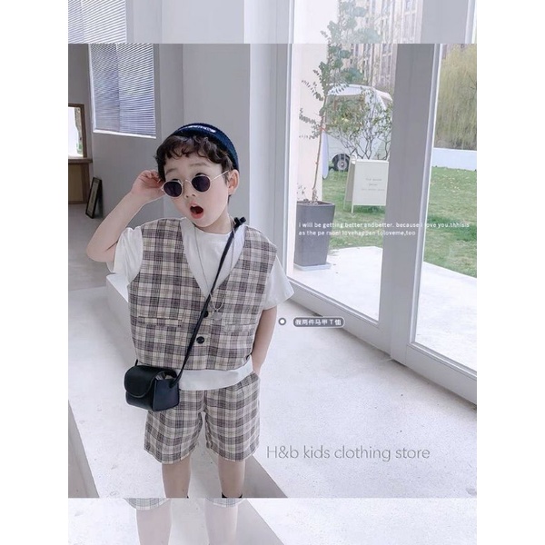 Bộ bé trai kẻ ghi lê style Hàn Quốc 2022