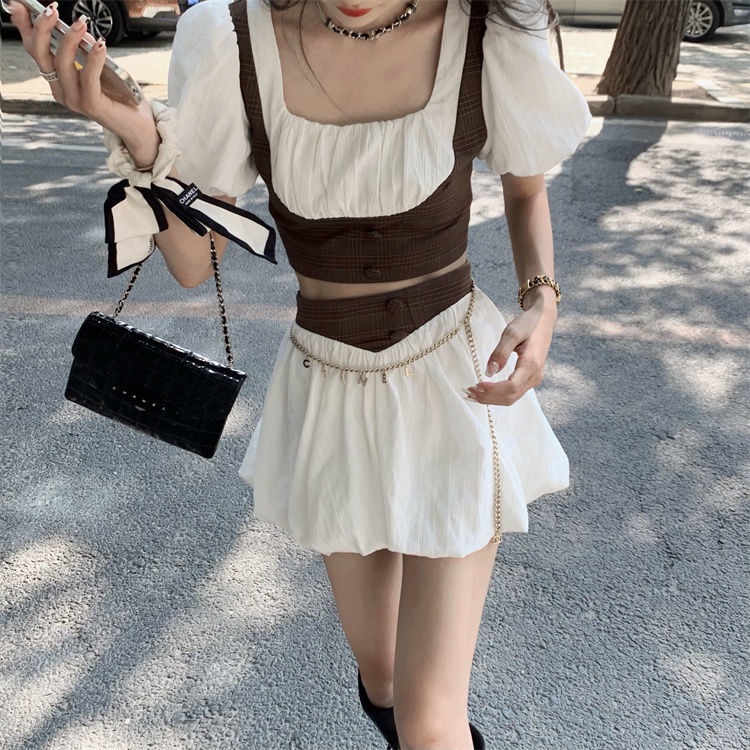 Bộ Đầm Công Chúa Cổ Vuông Màu Trắng Socola Phong Cách Retro Pháp