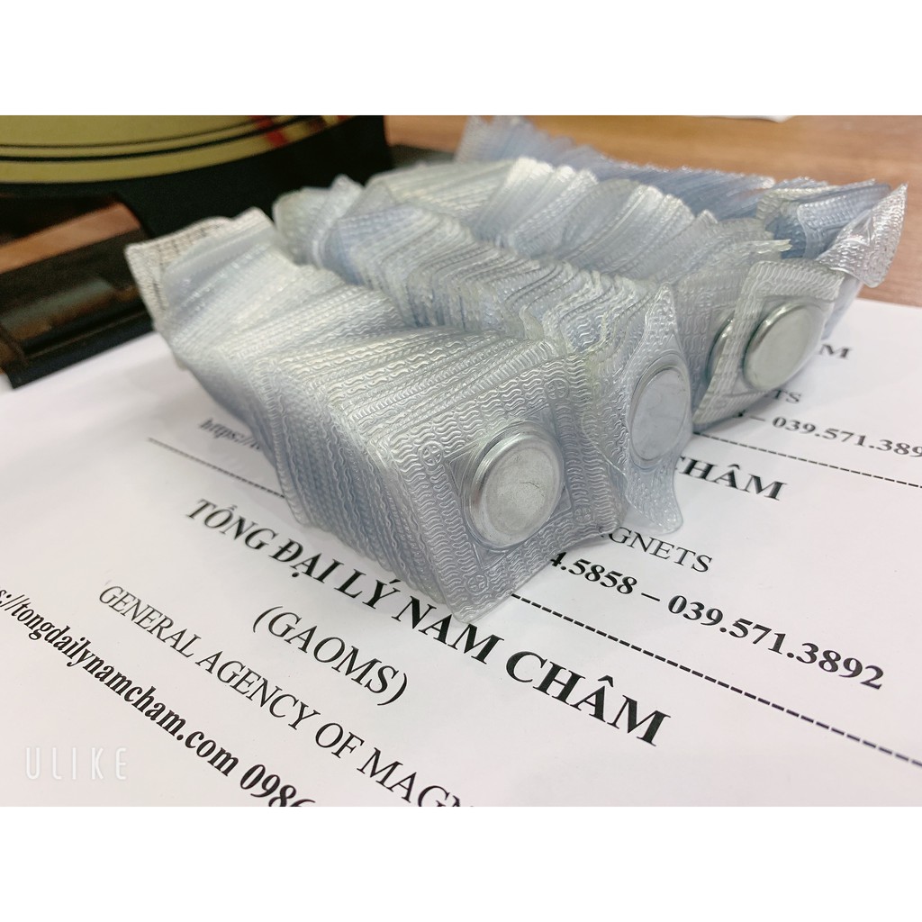 Nam châm bọc pvc dùng trong may mặc kích thước 15x2mm; 18x2mm lực hút mạnh