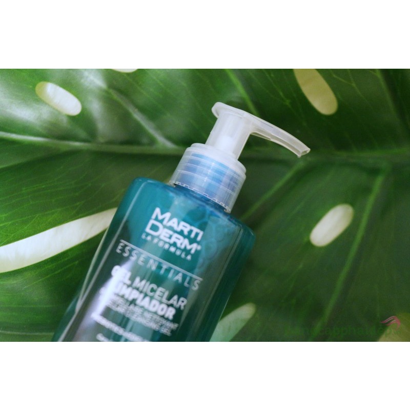 Gel rửa mặt, tẩy trang 2 trong 1 - Martiderm Essentials Micellar Cleansing Gel 200ml