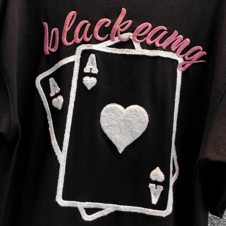 Áo Thun Never Say Die Họa Tiết Thêu Lá Bài Blackgts Tee