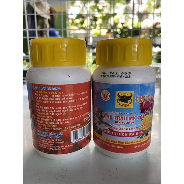 Phân bón lá NPK Đầu Trâu 701 hủ 100g