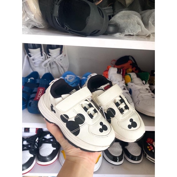 Giày Zara Mickey Auth