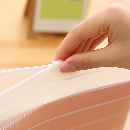 Túi đựng tài liệu khổ A4 trong suốt đơn giản và sáng tạo | BigBuy360 - bigbuy360.vn