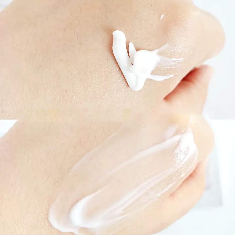 Combo 30 Gói Kem Dưỡng Ẩm Dành Cho Da Khô Ohui Miracle Moisture Cream 1ml x 30