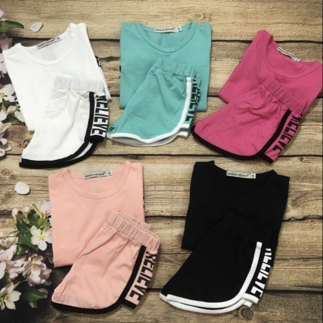 Bộ coton chạy dây bé gái