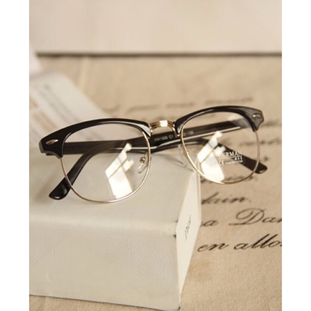 [SỈ] MẮT KÍNH GIẢ CẬN NỬA GỌNG CLUB MASTER 2 MÀU SIÊU HOT | BigBuy360 - bigbuy360.vn