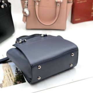 Túi LYN DÁNG CÔNG SỞ DƯ XỊN AUTHENTIC