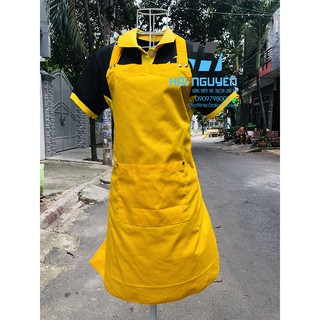 Tạp dề yếm đính nút màu vàng