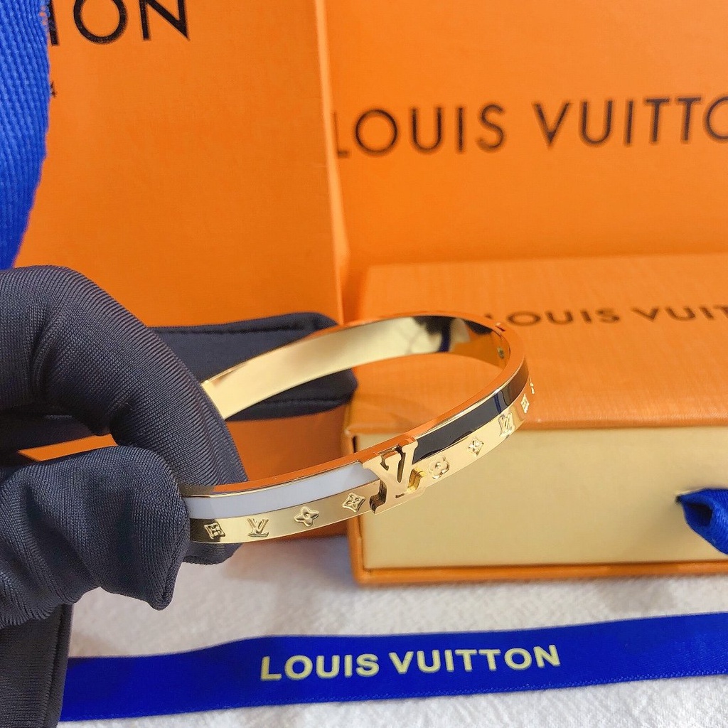 LOUIS VUITTON Lv Vòng Tay Họa Tiết Chữ LV LV Thời Trang Sang Trọng Cho Nữ