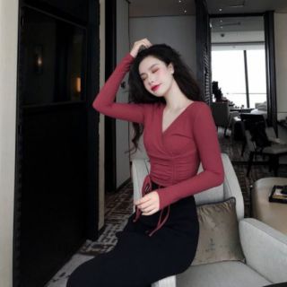 Áo cổ đắp chéo dây rút eo tay dài