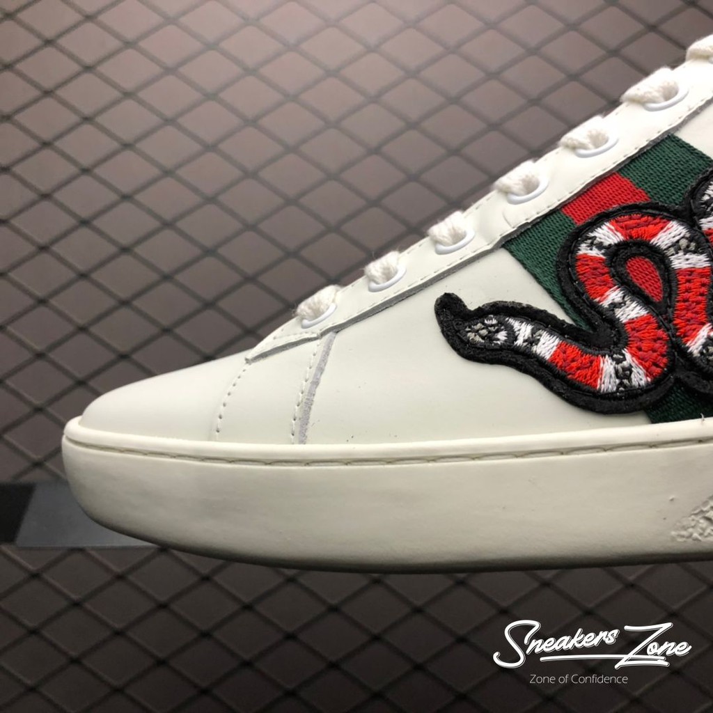 𝐓Ế𝐓 (FREE SHIP + HỘP + QUÀ) Giày thể thao Gucci Ace Embroidered Snake Trắng thêu rắn gót xanh đỏ ^ g