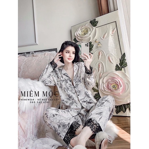 Pijama tay dài lei hoa Hồng cổ đen
