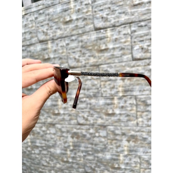 Kính mát Swaroski auth sale