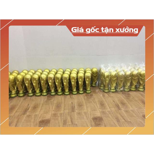 Cúp thạch cao hot hit mùa WC