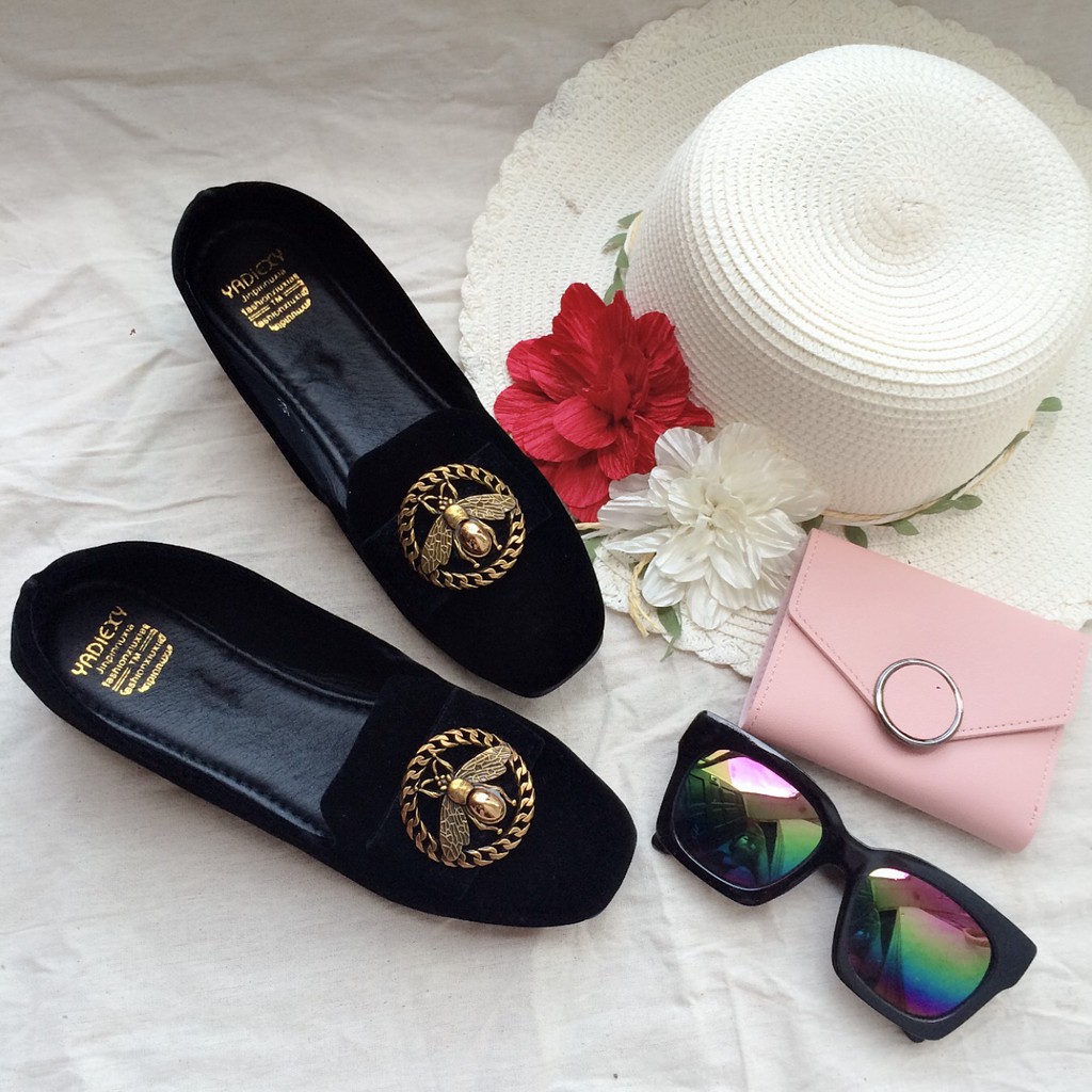 Bệt ong xích_ bệt gắn hình ong đi siêu sang chảnh | BigBuy360 - bigbuy360.vn