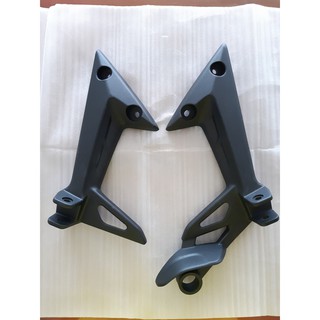 Gác chân sau Exciter 2006 - 2010 Đen mờ