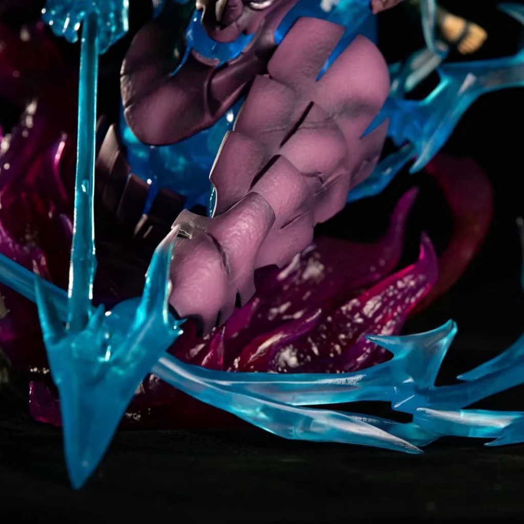 Mô hình Sasuke kết hợp Susanoo trong Naruto