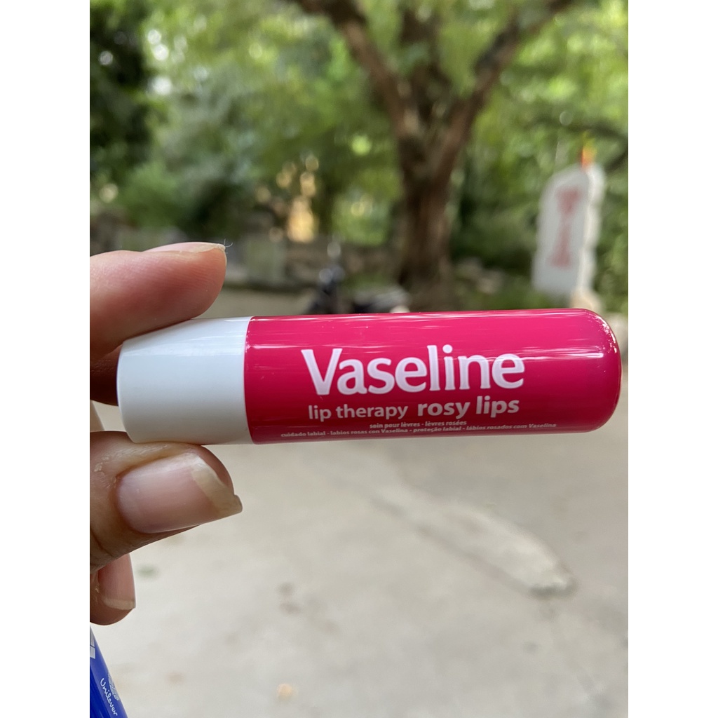 SON DƯỠNG MÔI DẠNG THỎI VASELINE LIP THERAPY ORIGINAL 4.8G