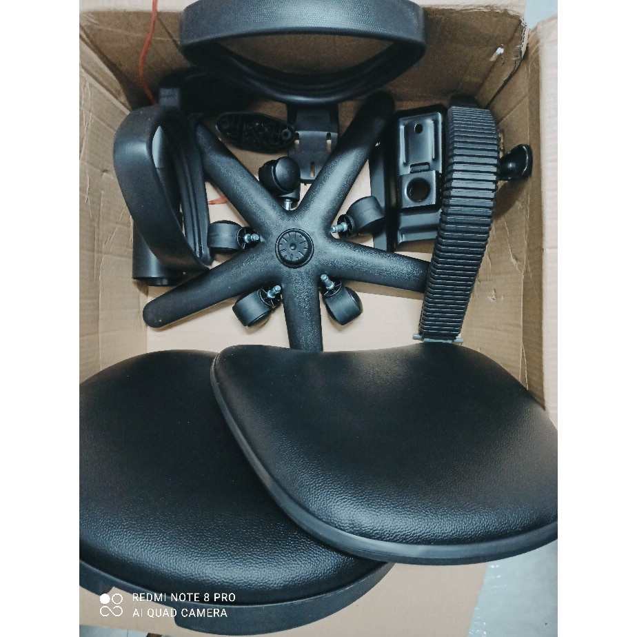 Ghế xoay văn phòng Hòa Phát SG550