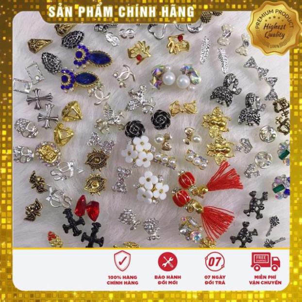 Đá mix kiểu trang trí móng tay chân