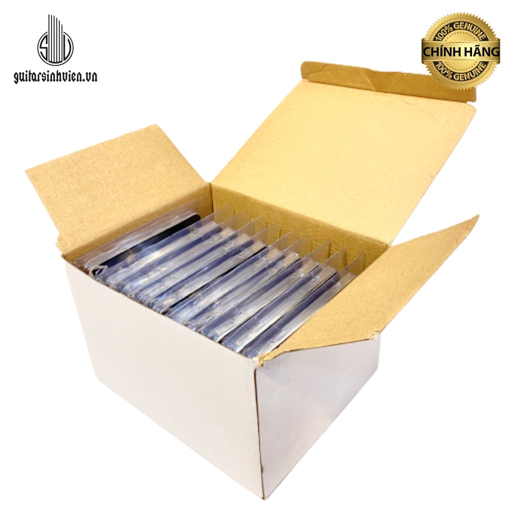 Capo có khóa móc chốt ghim tiện lợi khi thay dây đàn