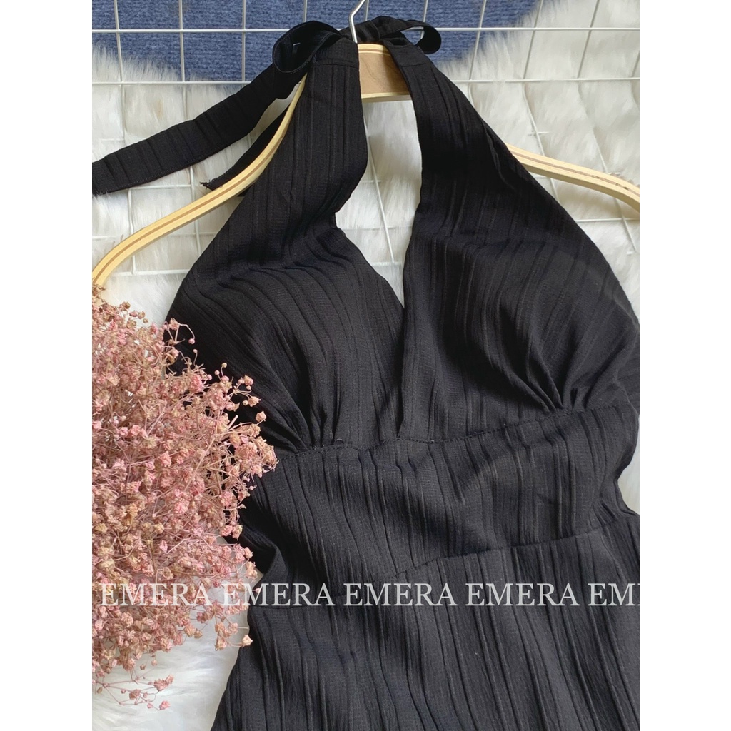Váy Flora Dress đen cá tính, xinh đẹp, hợp với mọi dịp đi chơi