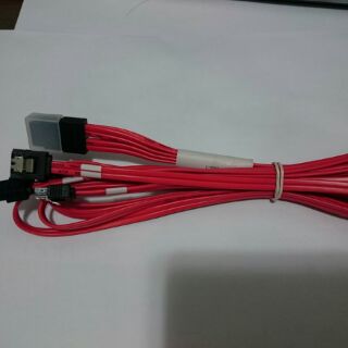 Cable LuXshare SAS cable SFF-8087 to SATA *4 dài 88cm dùng cho server