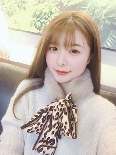 Khăn lông quàng cổ thắt nơ