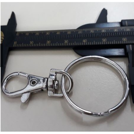 Móc chìa khóa có bấm treo