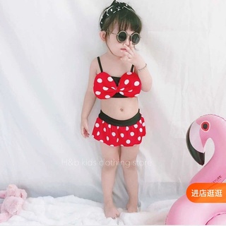 Bikini chấm bi đỏ kèm mũ bé gái