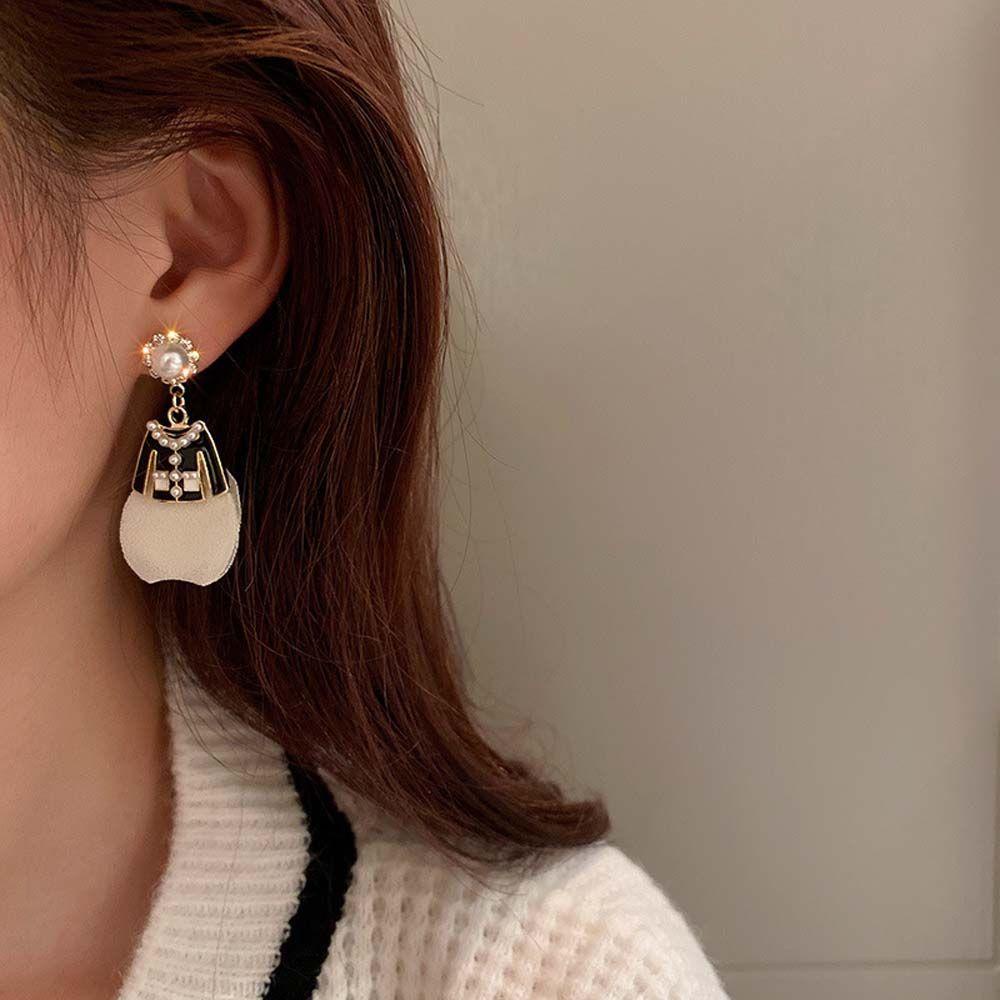 JARRED Bông Tai Hình Túi Xách / Giày Cao Gót Màu Trắng Đen Phong Cách Hàn Quốc Ngọt Ngào Thời Trang