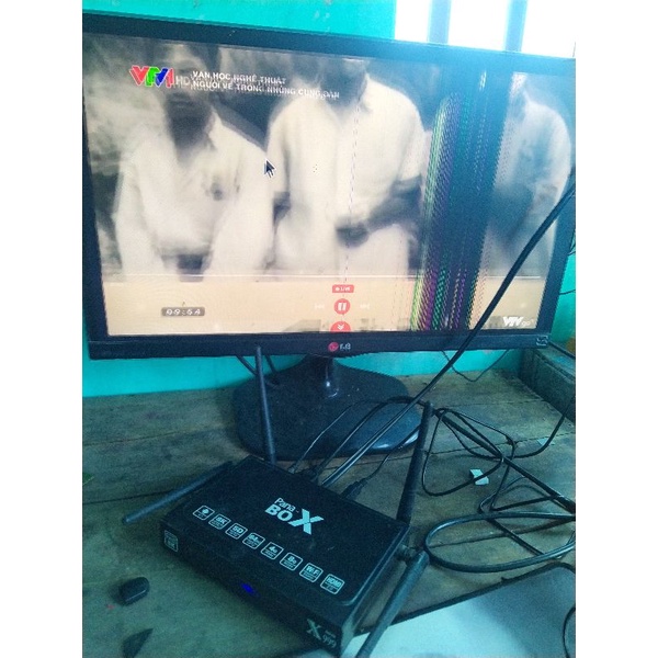 Đầu android tvbox dùng để phát wifi xem được VTV (ram 4g,bộ nhớ 8GB,cpu 8 nhân,)