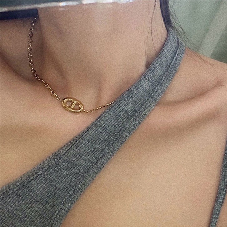 Dây Chuyền Dây Xích Ngắn Bằng Kim Loại Mỏng Ghép Hình Mũi Heo Phong Cách Hàn Quốc Thời Trang Đơn Giản