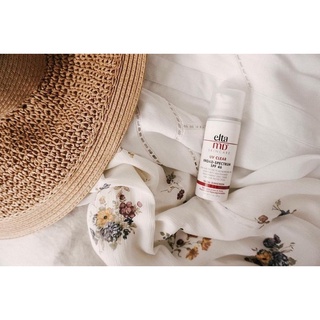 Kem chống nắng elta md uv clear broad-spectrum spf 46 date 2025 không màu