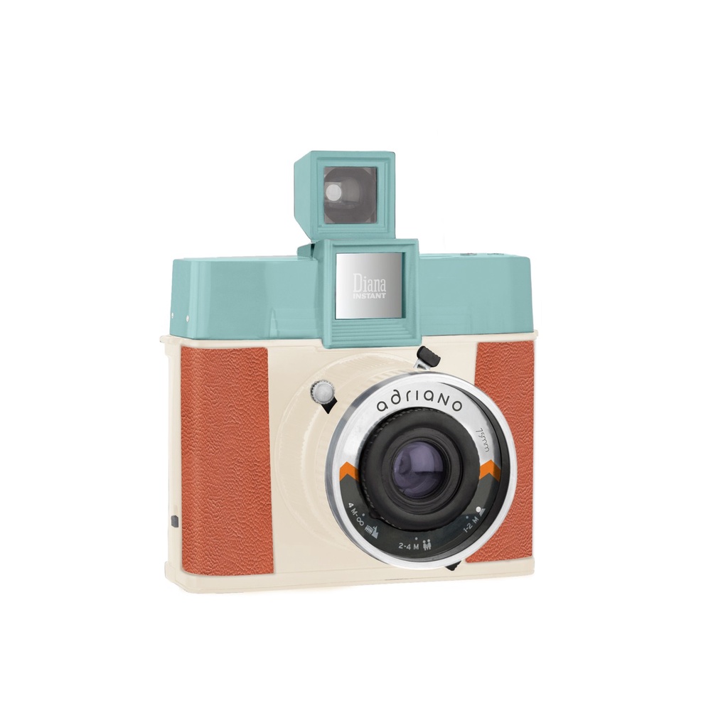 Máy chụp ảnh lấy ngay  Diana Instant Square