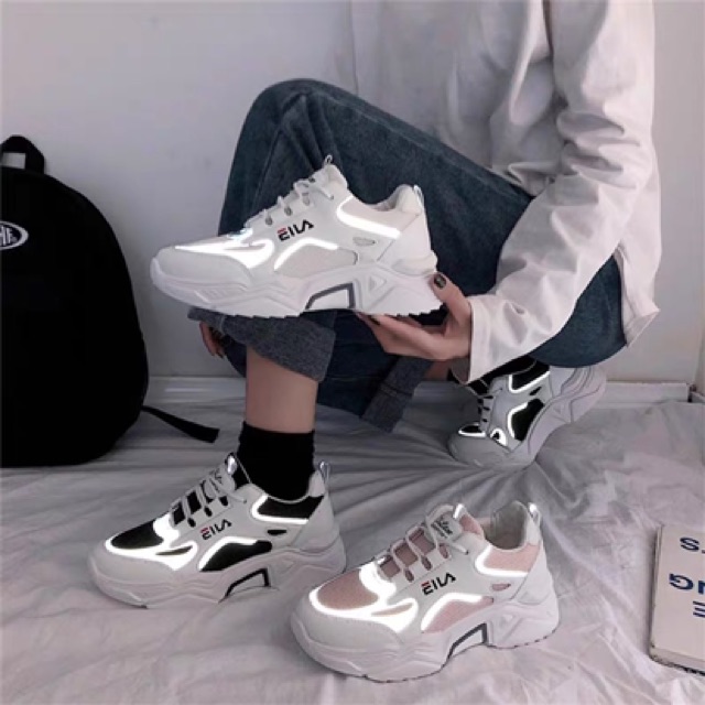 Giày thể thao nữ Ulzzang mã AKS đế cao 5cm 2 màu đen trắng phản quang phát sáng cá tính trê trung năng động mẫu mới rẻ | BigBuy360 - bigbuy360.vn