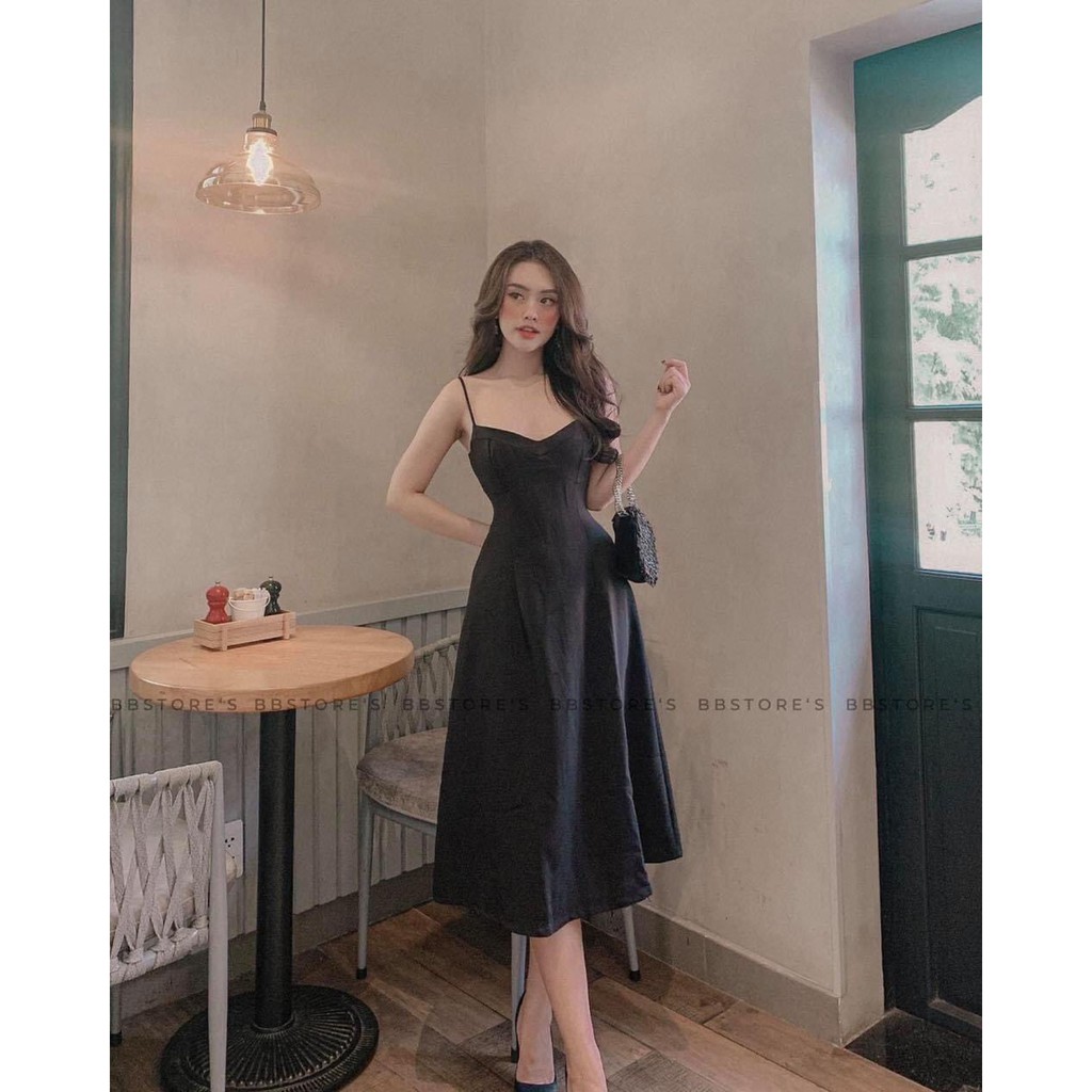 Đầm tiệc hai dây dáng xòe xinh xắn - Hai màu đỏ và đen cho nàng lựa chọn - Váy có sẵn đệm ngực