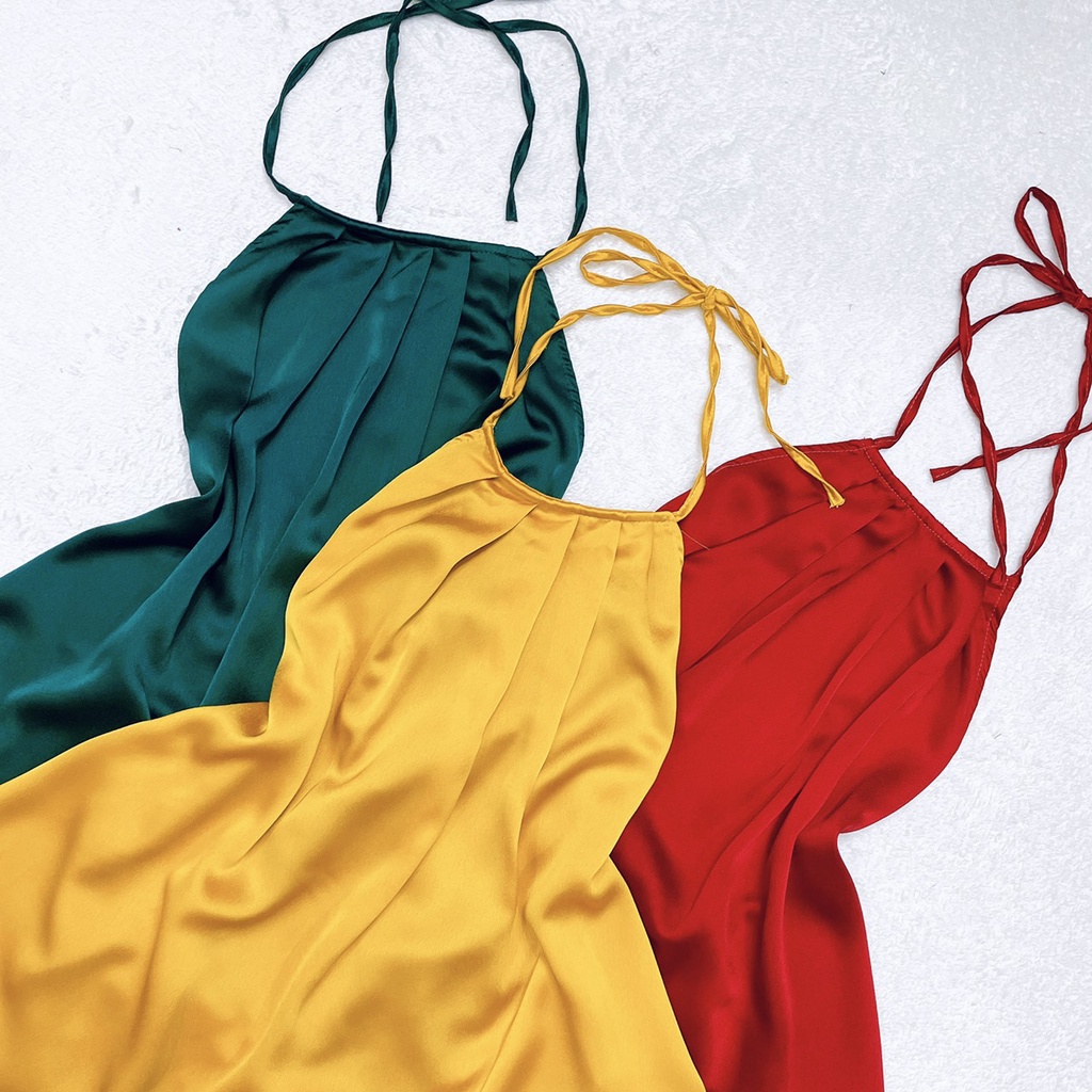 Đồ Ngủ Nữ Sexy Áo Cổ Yếm Cột Cổ Hở Lưng Chất Satin Mịn Freesize - Linqu Sleepwear