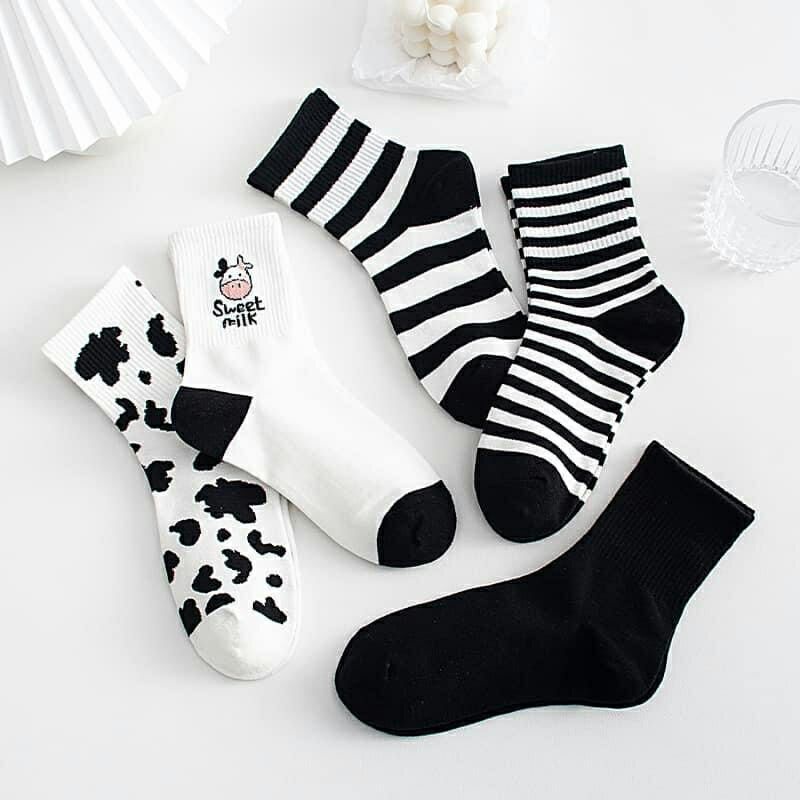 Tất cao cổ thời trang unisex phong cách Hàn Quốc họa tiết bò sữa cực cool cho giới trẻ