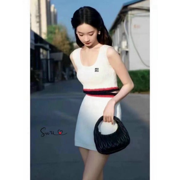 Set bộ len miumiu hồng ảnh thật shop chụp siêu xinh
