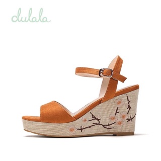 Sandal nữ đế xuồng