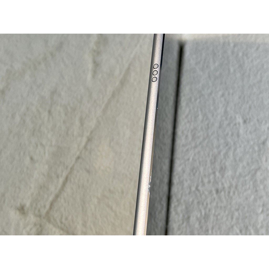 Máy tính bảng Apple iPad pro 12.9 inch gen 1 dung lượng 128GB bản 4G | BigBuy360 - bigbuy360.vn