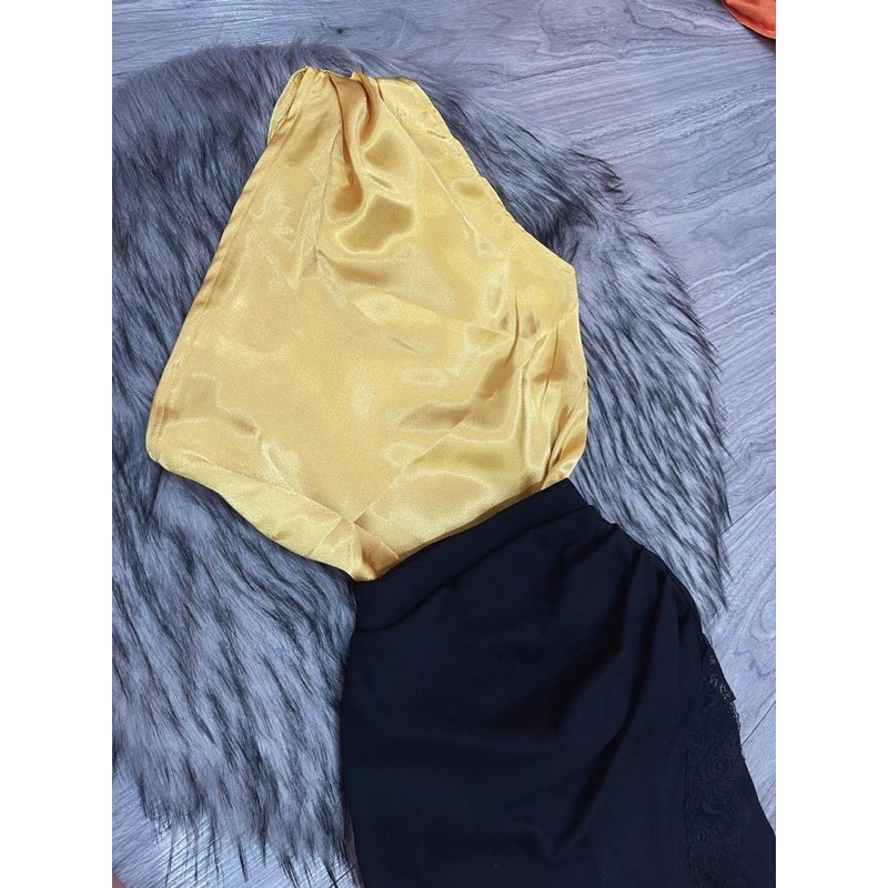 Đầm lụa lệch vai