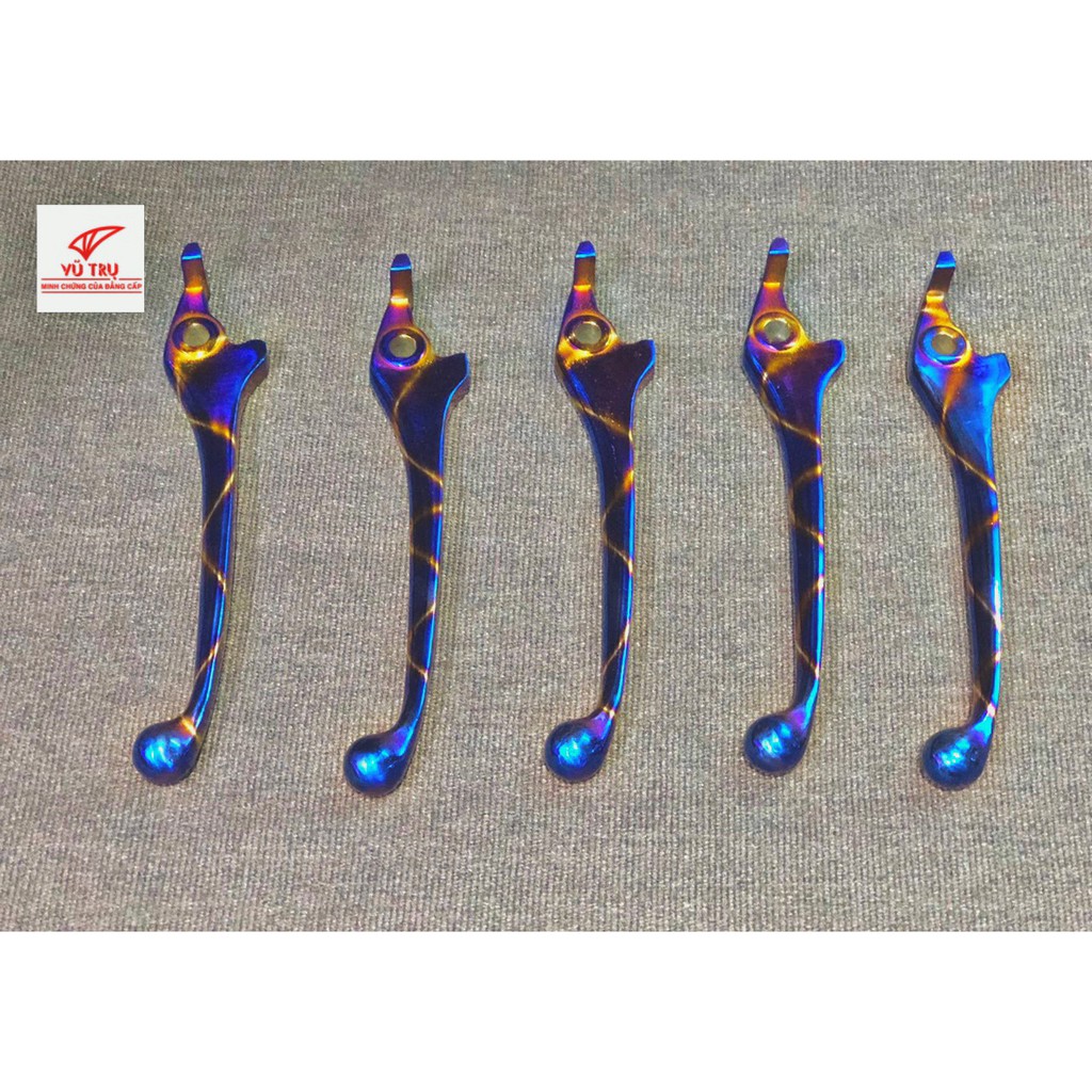 Tay thắng trước wave titan