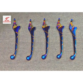 Tay thắng trước wave titan