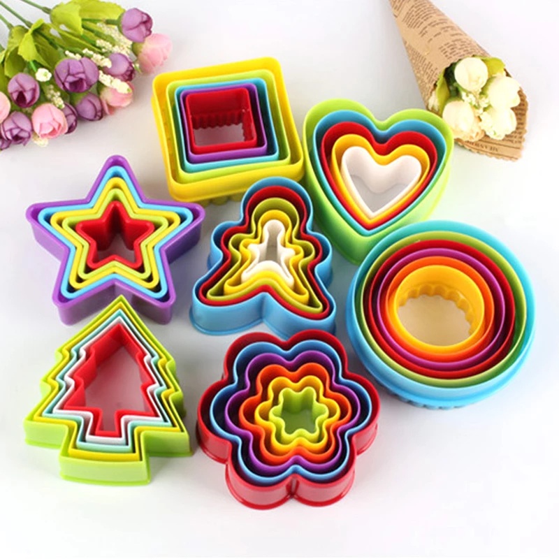 Bộ 5 khuôn cắt bánh bằng nhựa nhiều kiểu dáng dễ thương