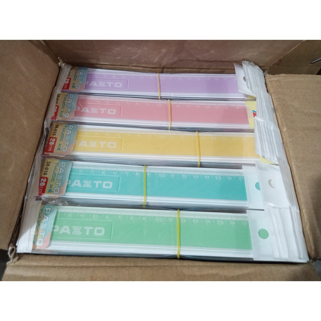 Thước nhựa thẳng màu Pastel dài 20 cm Pazto SR-010