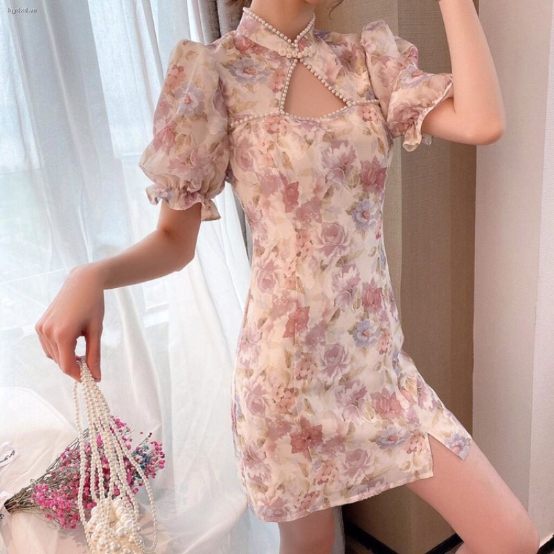 Sườn xám cách tân